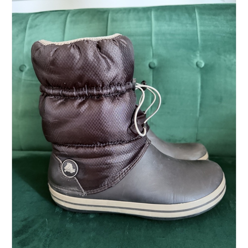 Crocs Winter Puff Boot Womens Size 11 Brown Good Quilted Insulated Snow Boots